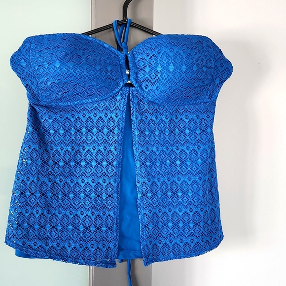 VENUS Other - NWOT Venus Size 8 Fully Lined Lace Tankini